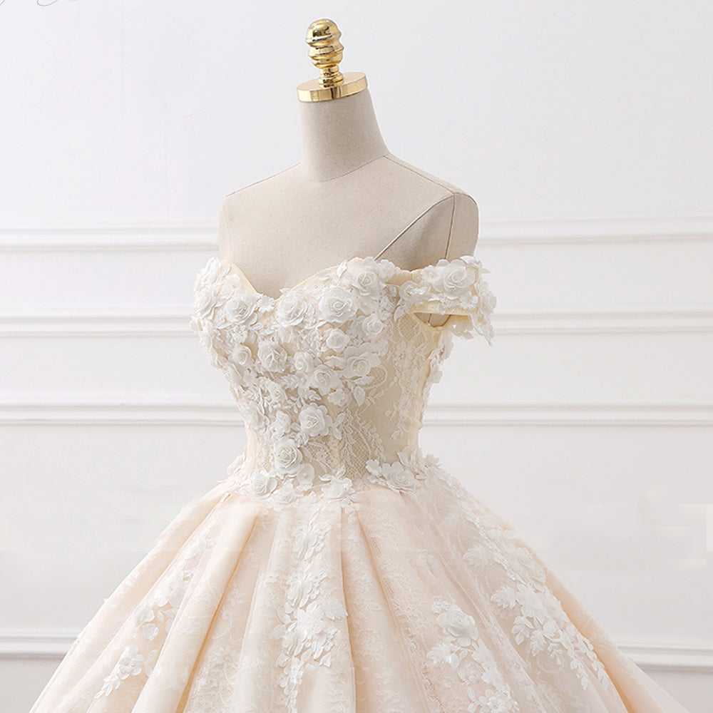 From Les Muguets (Lily of the Valley) of Hubert De Givenchy to our Les Primevères (Primeroses)