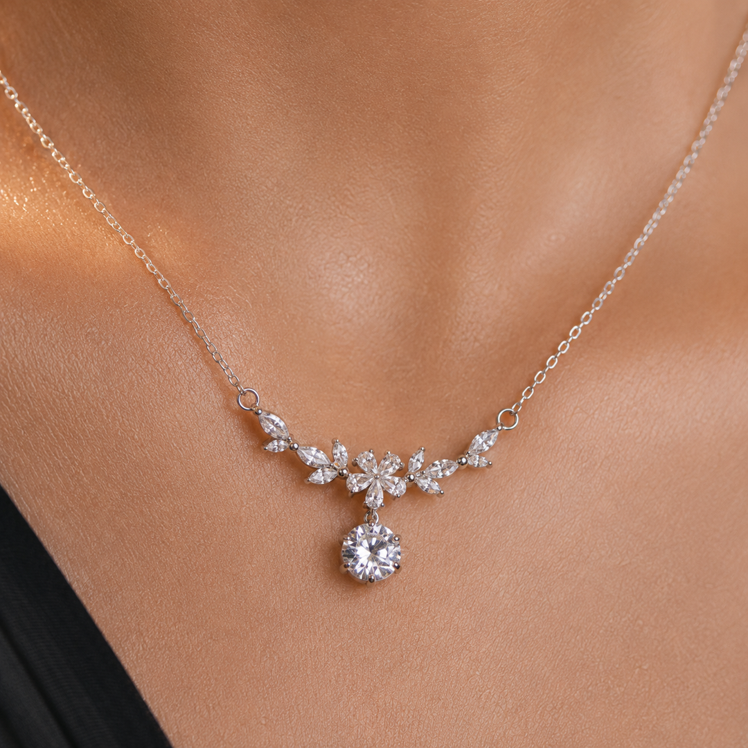 🌸 Silver Blossom™ — A 999 Fine Silver &amp; Zircon Necklace