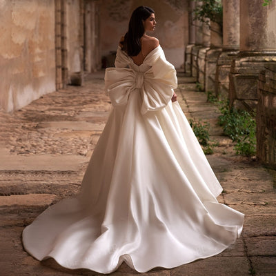 ELISABETH<br>2 In 1 Big Bow Sleeveless Satin A-Line Court Train Wedding Gown
