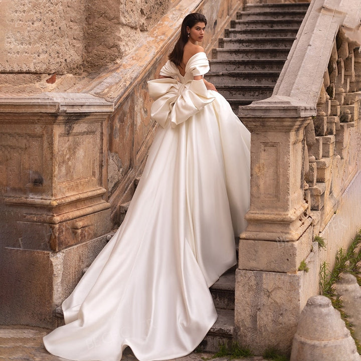 ELISABETH<br>2 In 1 Big Bow Sleeveless Satin A-Line Court Train Wedding Gown