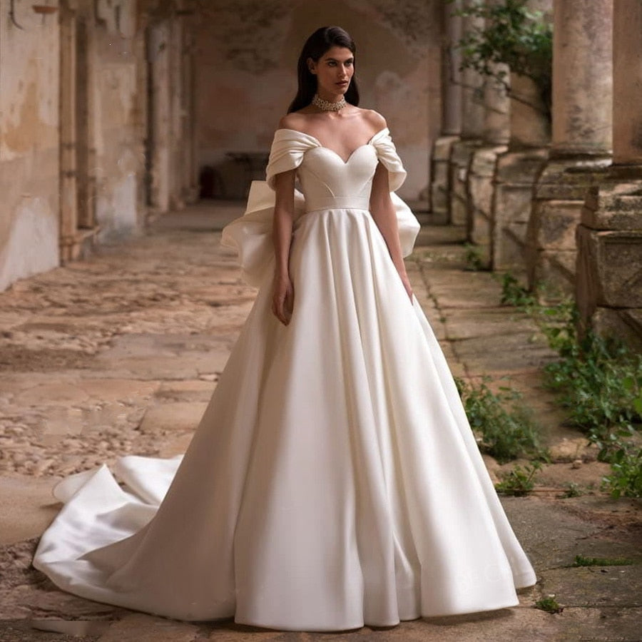 ELISABETH<br>2 In 1 Big Bow Sleeveless Satin A-Line Court Train Wedding Gown