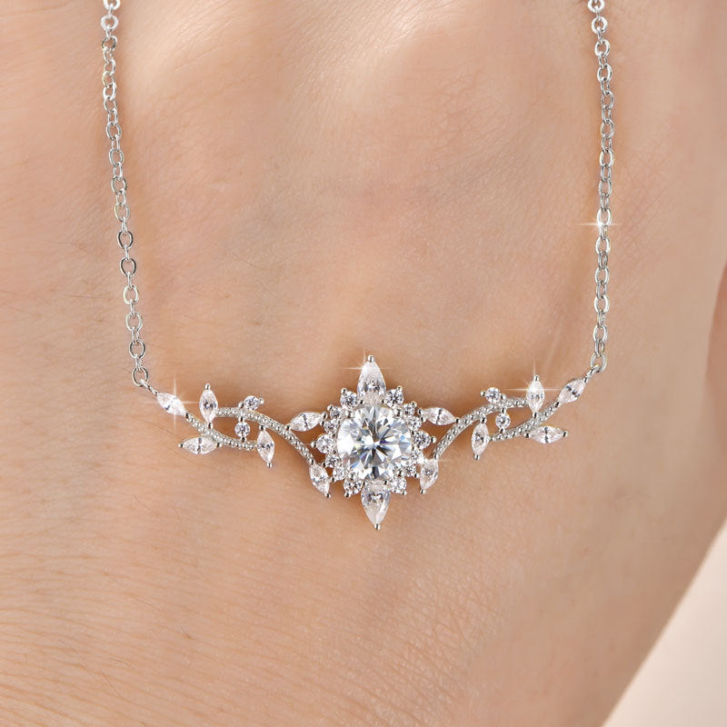 Celestia Leaf™ Moissanite Pendant Necklace