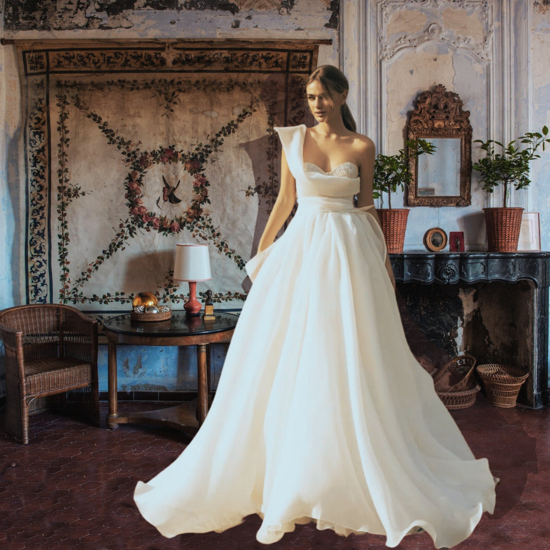 Sleeveless A-Line Brocade Sweetheart Neckline Bridal Gown