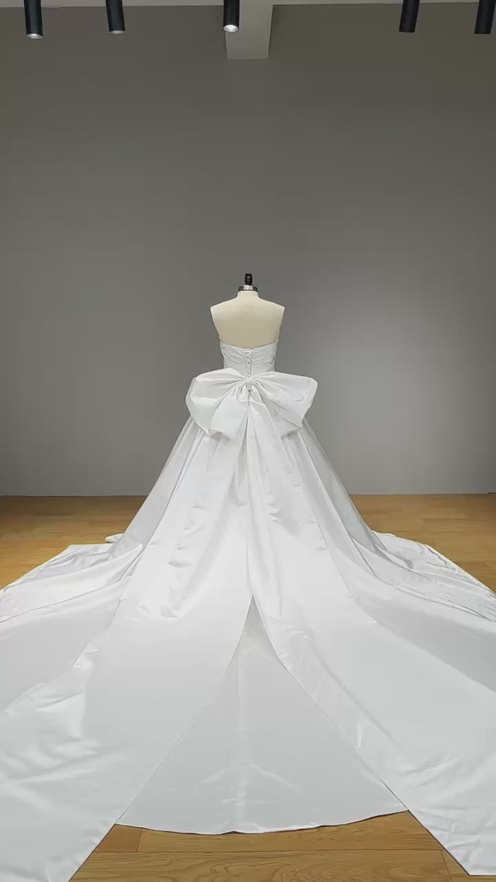 Satin Beaded Pearled Boat Neck Detachable Bow Vintage Style Bridal Gown
