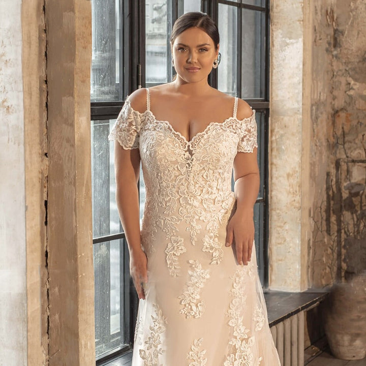 Plus Size All Lace Off-the-Shoulder Sweetheart Neckline Appliqué Lace-Up Mermaid Wedding Dress