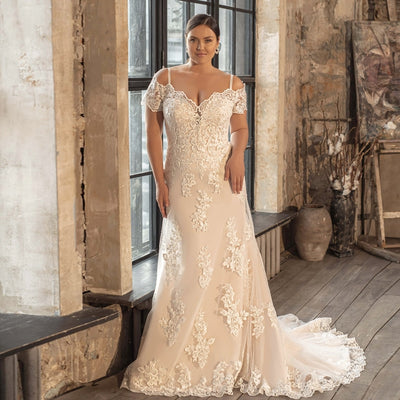 Plus Size All Lace Off-the-Shoulder Sweetheart Neckline Appliqué Lace-Up Mermaid Wedding Dress