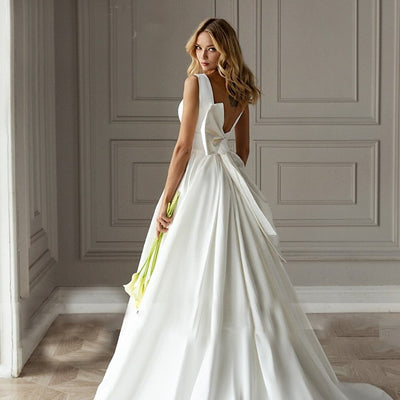ASHLEY<br>Elegant A-Line Satin V-neck Backless Big Back Bow Sleeveless Illusion Bridal Dress