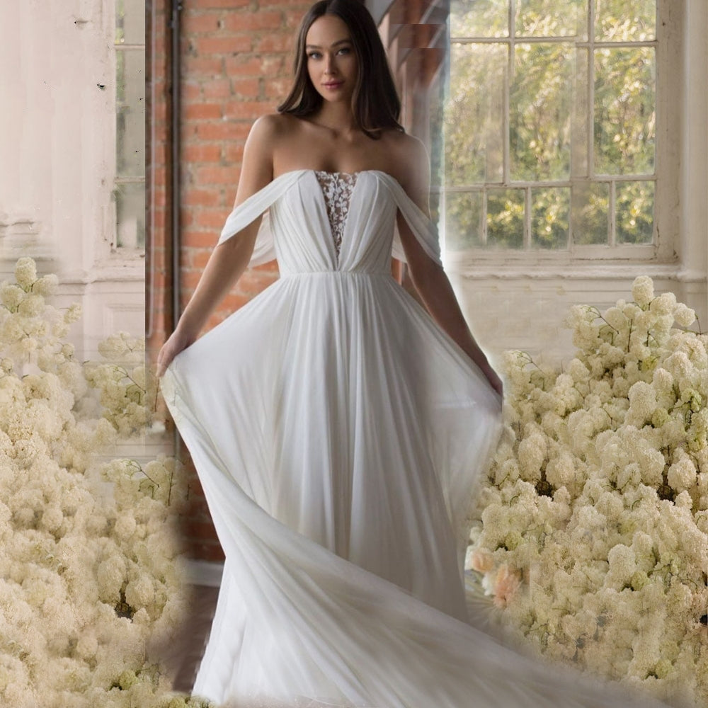 strapless open back dress D477T | Snow White Train main image 0