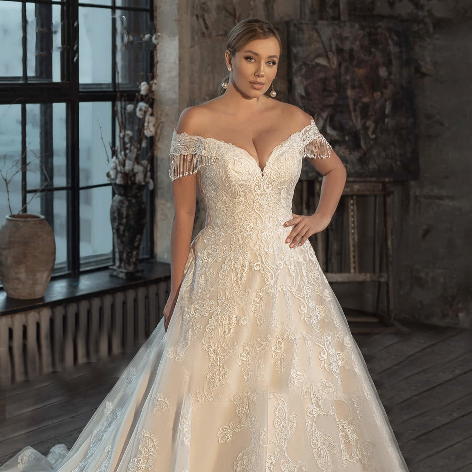 EMMA<br>Plus Size Charming Off-the-Shoulder Beaded Sweetheart Neckline A-Line Appliqué Lace-Up Bridal Gown