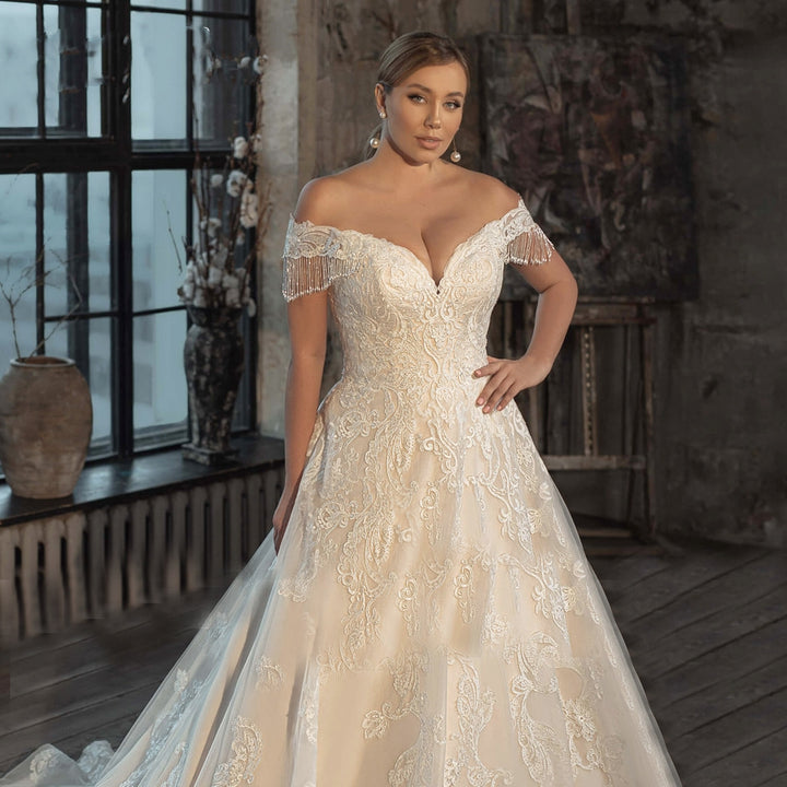 EMMA<br>Plus Size Charming Off-the-Shoulder Beaded Sweetheart Neckline A-Line Appliqué Lace-Up Bridal Gown