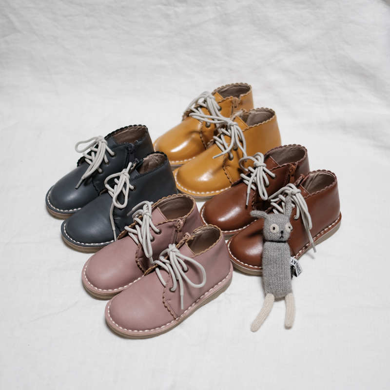 LITTLE WONDERER IN GRAY<br>Genuine Leather Hand-Made Children&