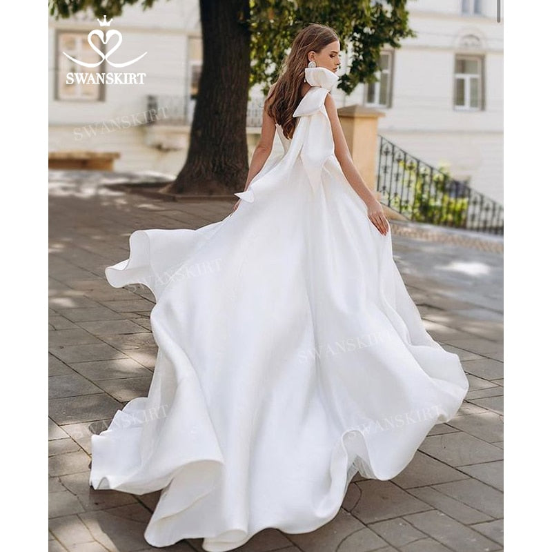 Vintage Bow One-Shoulder A-Line Train Satin Wedding Dress
