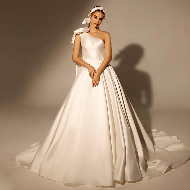 Vintage Bow One-Shoulder A-Line Train Satin Wedding Dress